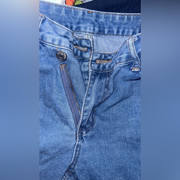 shein women’s jeans (never worn) - Picture 4 of 4